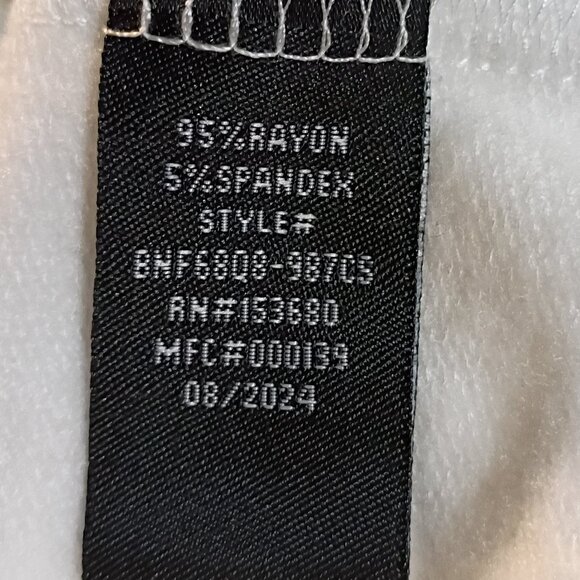 ❤️🙏 Just Posted 🎁🎄 Peace for Hanukkah Long Sleeve T-shirt - Picture 6 of 10